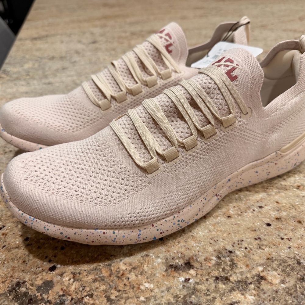 Men’s Apl Techloom Breeze 10.5 (or Womens’s size 12)